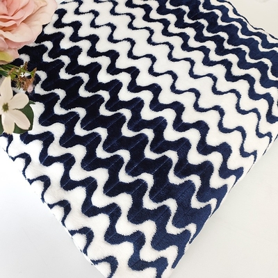 Tessuto cationico 260gsm del vello della flanella del jacquard per l'indumento domestico generale caldo del tessuto